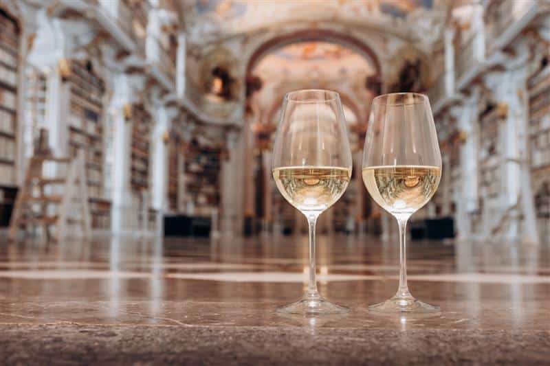 Bibliothek und Wein_Admont.jpeg